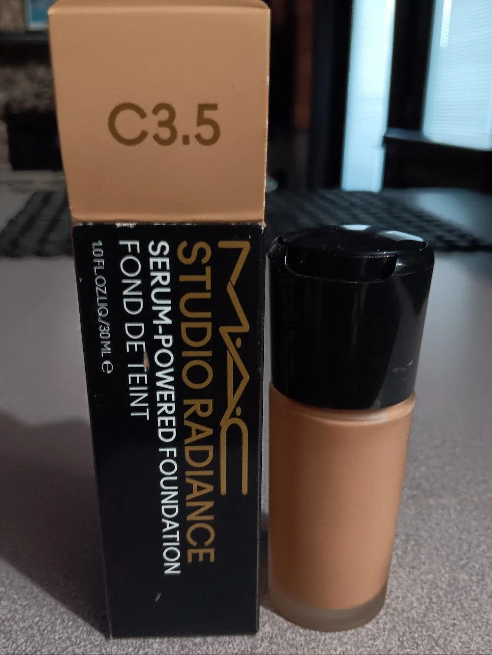 ✨️MAC Cosmetics Studio Radiance Serum-Powered Foundation C3.5 - Warm Tan